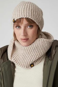 Licy-Cappello Beige Con Pon Pon